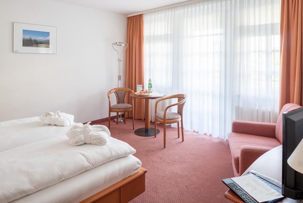 Vitalhotel Weisse Elster Bad Elster Bagian luar foto