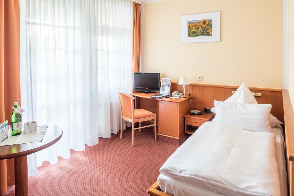 Vitalhotel Weisse Elster Bad Elster Bagian luar foto