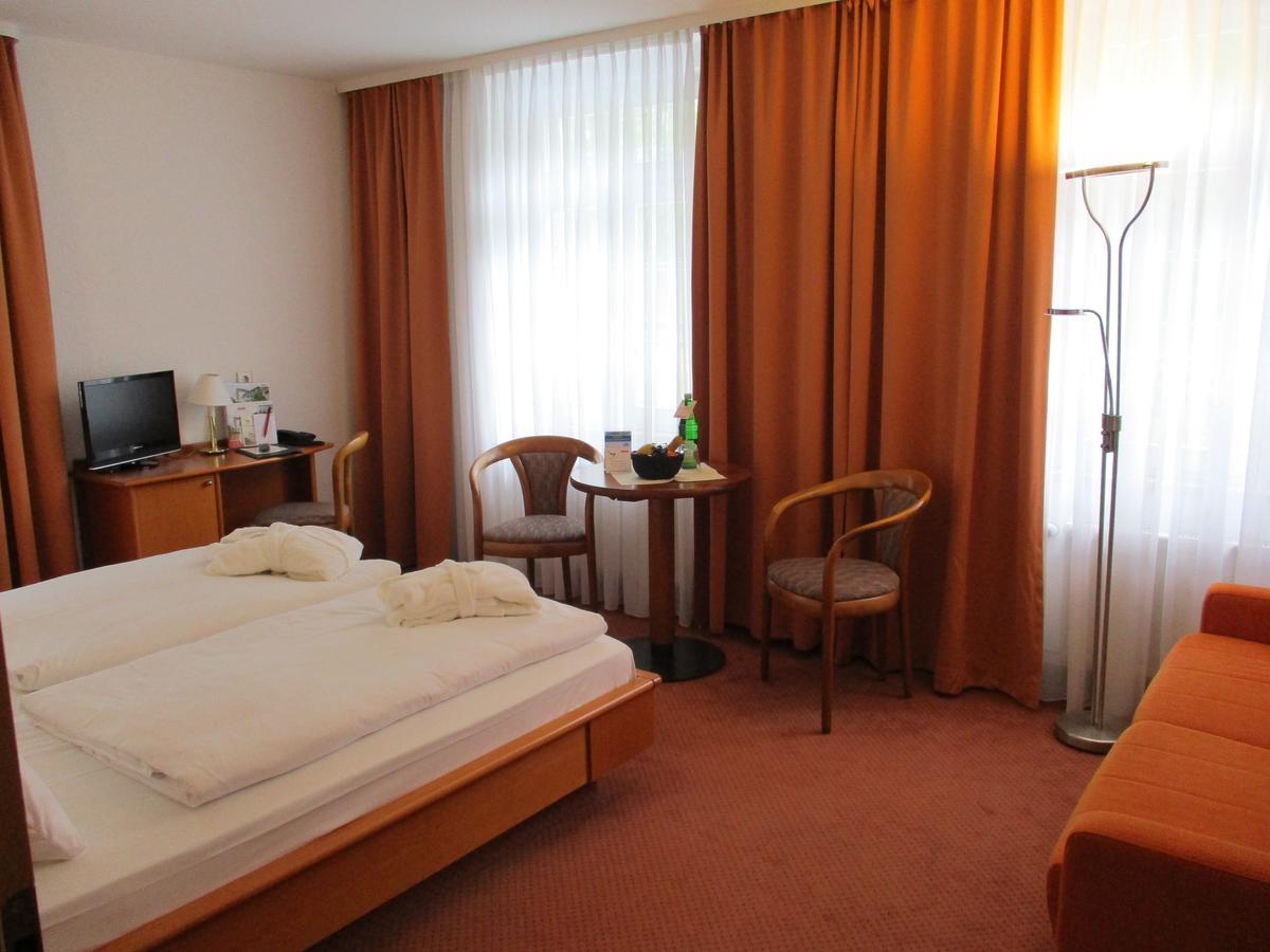 Vitalhotel Weisse Elster Bad Elster Bagian luar foto