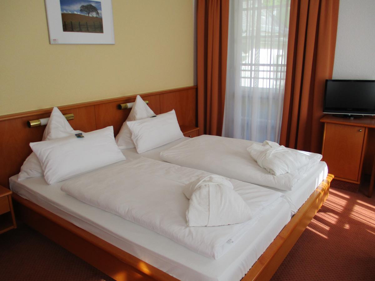 Vitalhotel Weisse Elster Bad Elster Bagian luar foto